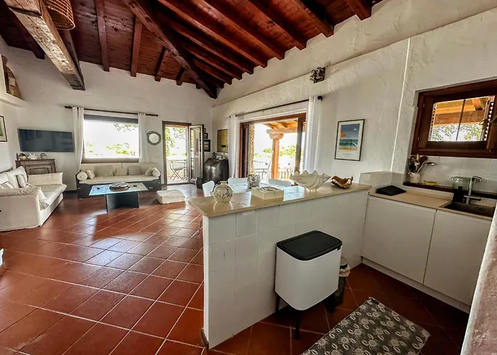 Pearl - Sea View And 10 Min From La Cinta And Lu Impostu شقة *